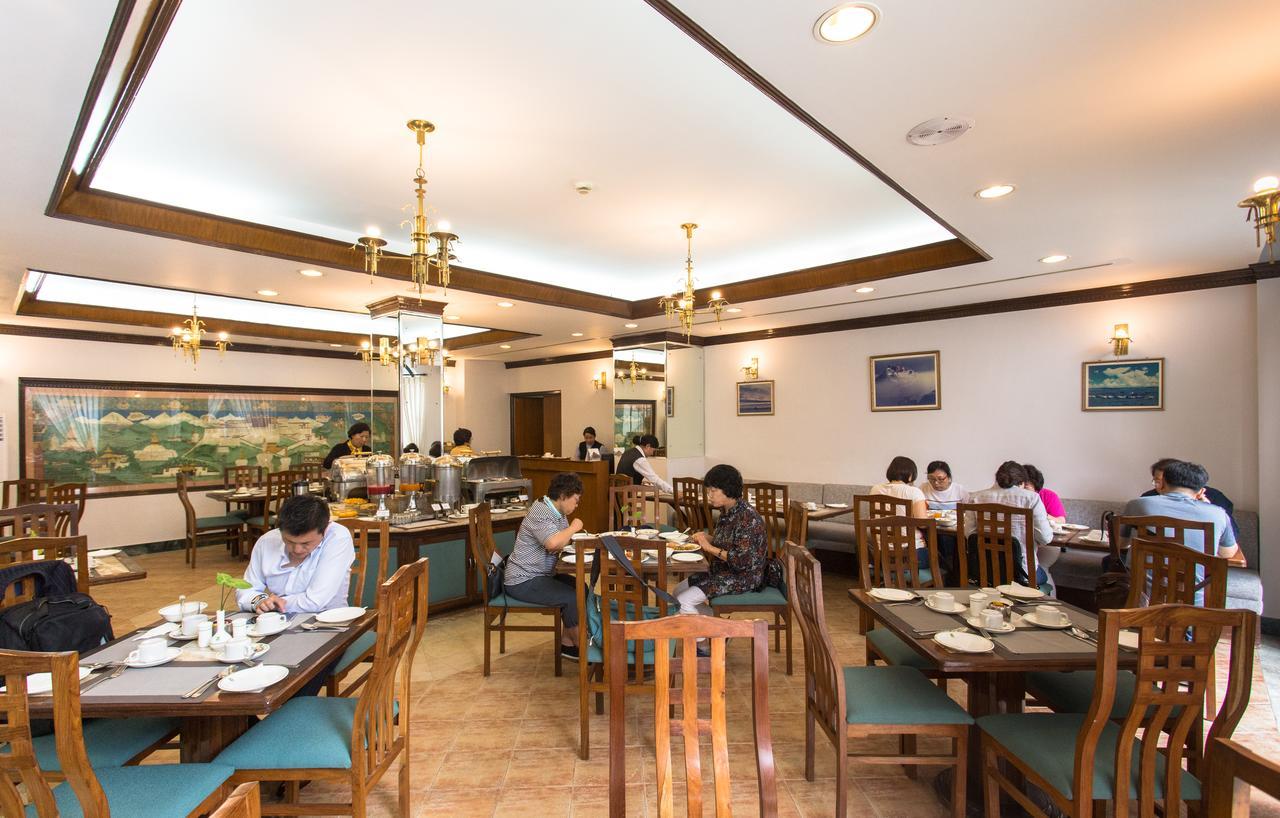 Hotel Le Himalaya Катманду Экстерьер фото