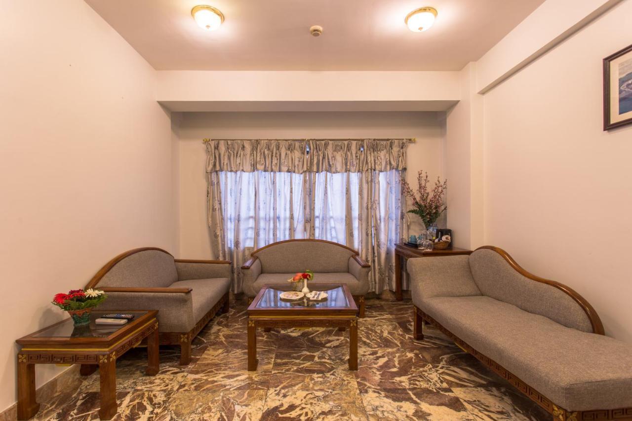 Hotel Le Himalaya Катманду Экстерьер фото