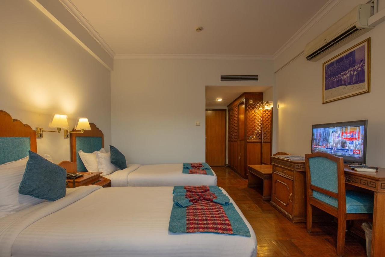 Hotel Le Himalaya Катманду Экстерьер фото